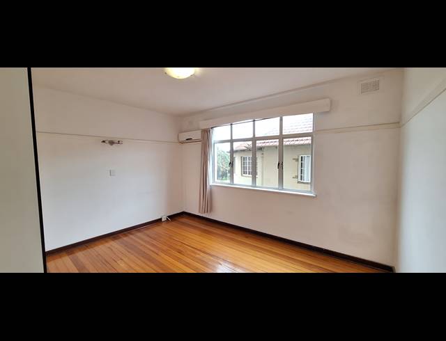 1.5 BEDROOM APARTMENT RENTED IN BULWER